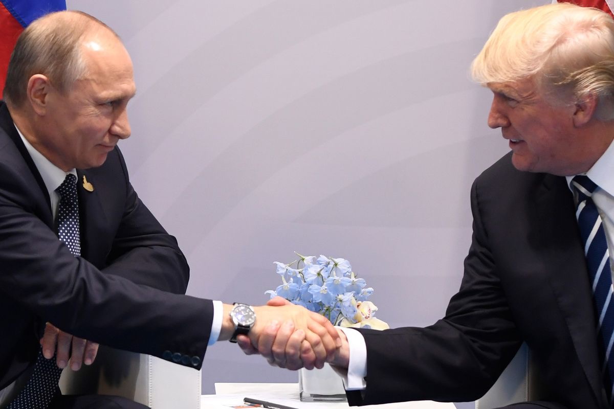 Heeft Poetin Trump in de hand?